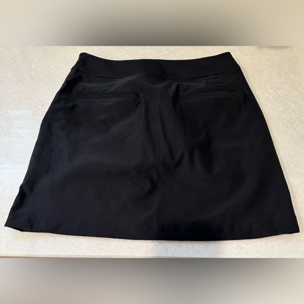 Nike Dri Fit Mid Rise Golf Skirt